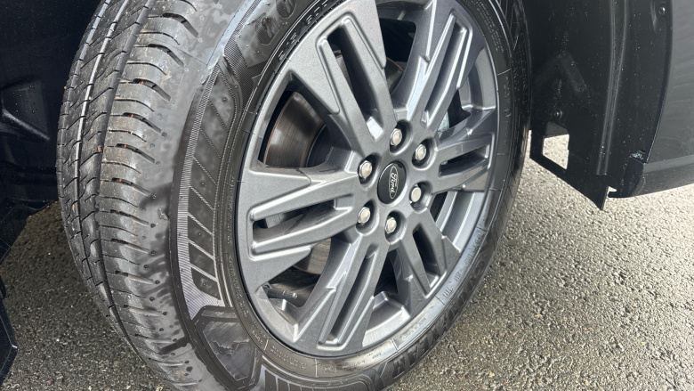 Ford Transit Custom 320 L2 Diesel Fwd 2.0 EcoBlue 136ps H1 Van Leader